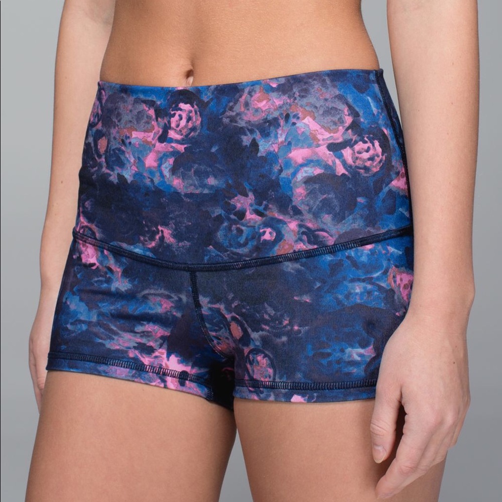 Lululemon Boogie Shorts - Sz 4